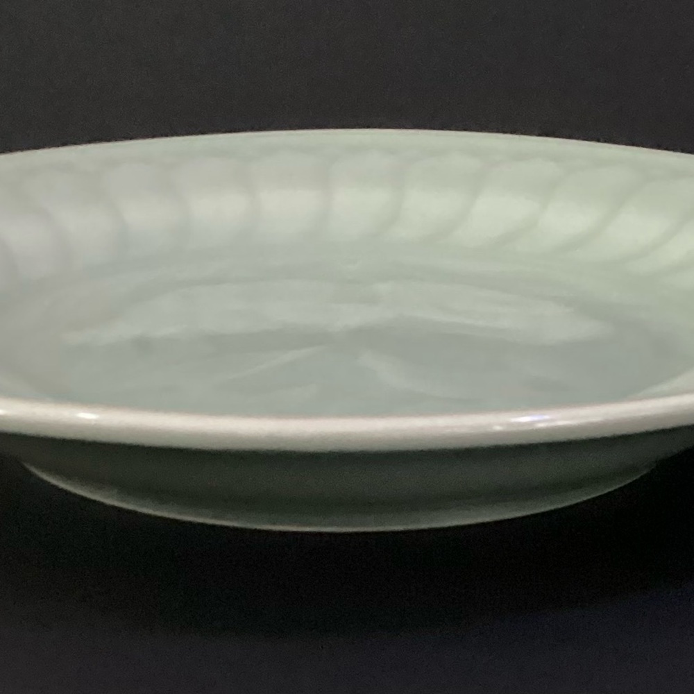Lillian Vernon Celadon Fish Koi Dessert Salad Plates Light Jade Green Set of 2 - Picture 3 of 6